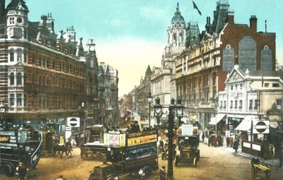 Tottenham Court Road, Lontoo, . POISTA, kopio, katso 580036379 tekijältä Unbekannt