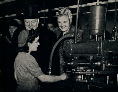 Asetehtaan tarkastuskierros, 1940-luku, 1945. tekijältä Unbekannt