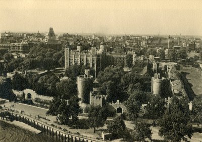 Lontoon Tower. Yleinen näkymä etelästä, 1920. tekijältä Unbekannt