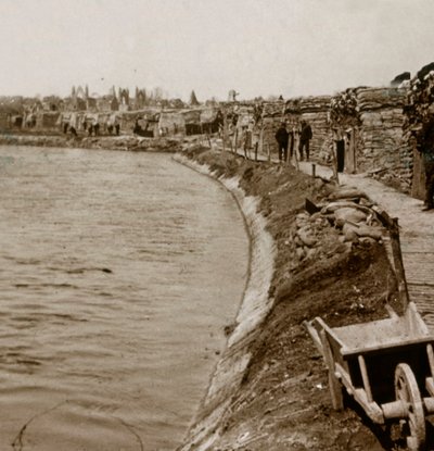 Kaivannot Nieuwpoortissa, Flanderissa, Belgiassa, c1914-c1918 tekijältä Unbekannt
