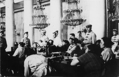 Sosialistivallankumouksellisen puolueen johtajien oikeudenkäynti, Moskova, Venäjä, elokuu 1922 tekijältä Unbekannt