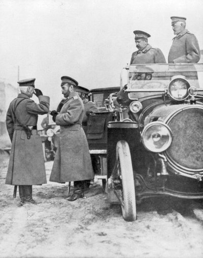 Tsaari Nikolai II vierailee Venäjän rintamalla toukokuussa 1915 tekijältä Unbekannt