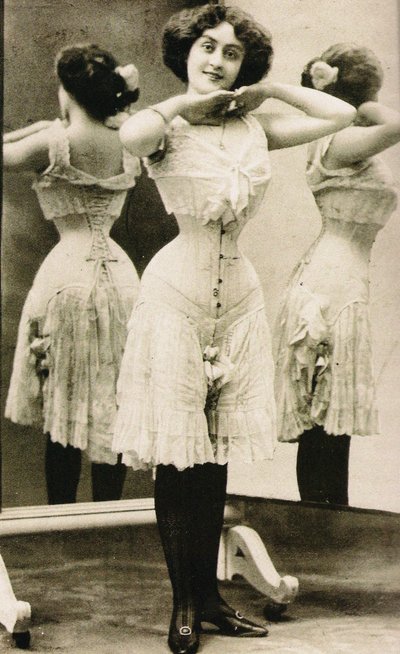 Viktoriaaninen korsetti, 1890-luvun loppu tekijältä Unbekannt