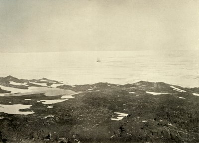 Näkymä High Hilliltä...The Ship in Loose Pack, c1908, 1909. tekijältä Unbekannt