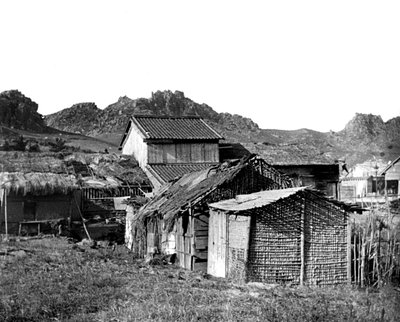 Kylämajat Koreassa, 1900 tekijältä Unbekannt