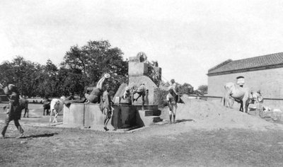 Vesikaivo, Mathura, Intia, 1916-1917 tekijältä Unbekannt