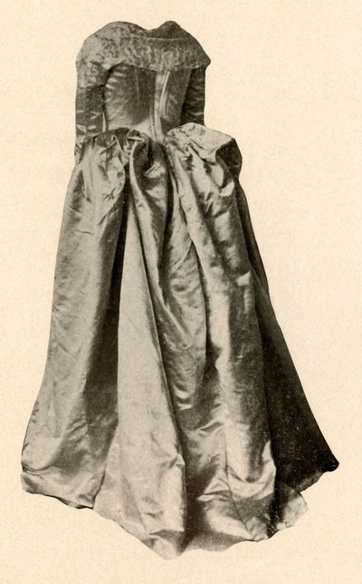 Valkoinen satiininen hääpuku, jota käytti rouva St. Clair Philadelphiassa, 1760, 1937. tekijältä Unbekannt