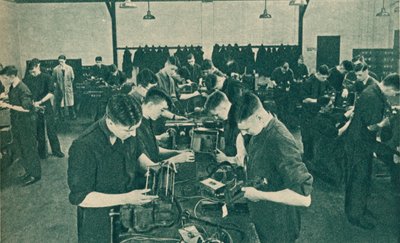 Langattoman käyttömekaniikan työpaja, 1940 tekijältä Unbekannt