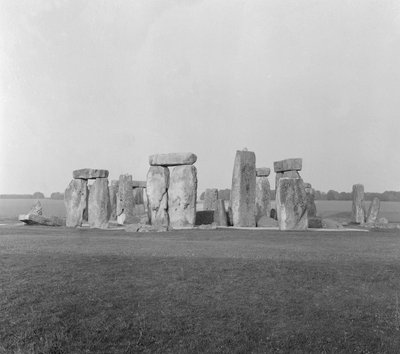 Stonehenge (bw kuva) tekijältä Unbekannt Unbekannt