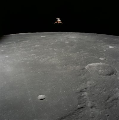 Apollo 12 -kuumoduuli Intrepid laskeutuu Kuun pinnalle myrskyjen valtameressä tekijältä Unbekannt