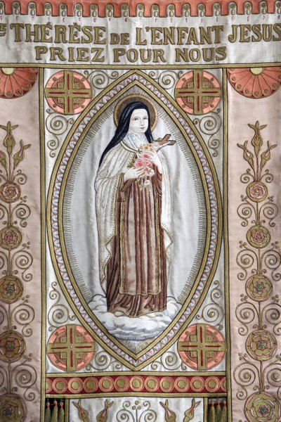 Banneri: ""St. Teresa Jeesus-lapsesta, rukoile puolestamme."", Honfleur, Ranska tekijältä Unbekannt