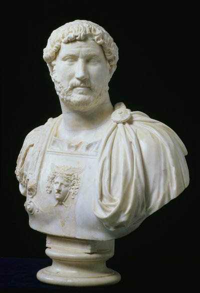 Keisari Hadrianuksen (Publius Aelius Hadrianus) (76-138) rintakuva, noin 130 jKr (marmori) tekijältä Unbekannt