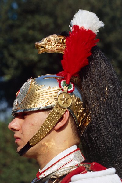 Lähikuva cuirassier kypärässä tekijältä Benjamin Baud