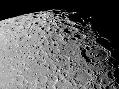 Moretus- ja Clavius-kraatterit tekijältä Unbekannt