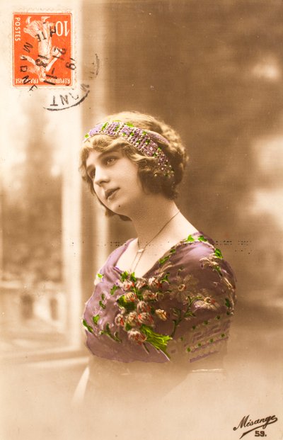 Vanha postikortti/Woman Belle Epoque tekijältä William M. Timlin