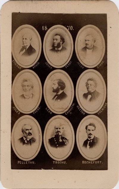 Paris Commune (1871): muotokuva sosialistipuolueen ranskalaisista poliitikoista: vasemmalta oikealle ja ylhäältä alas: Etienne Arago, Jules Ferry, Jules Simon, Jules Favre, Leon Gambetta, hector Cremieux, Pelletan, Trochu ja Rochefort. Tulosta kartongille tekijältä Unbekannt