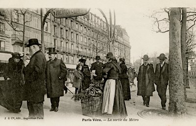 Paris Métro - sisäänkäynti jugendkaarella tekijältä Unbekannter Künstler