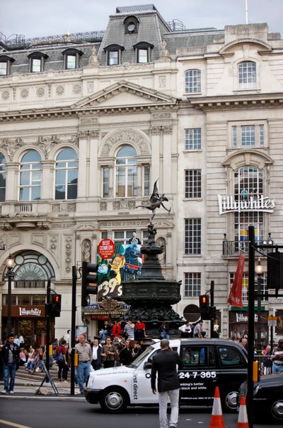 Piccadilly Circus, Lontoo (kuva) tekijältä Unbekannt