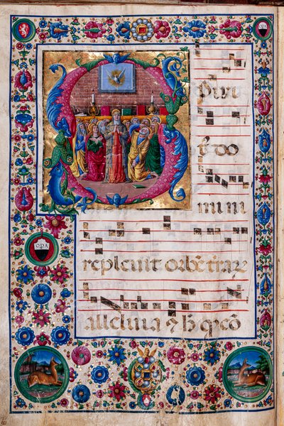 Piccolomini-kirjasto: kuorokirja, turska. 23.8, ff. 100v kappaleella "The Pentecost", kirjoittanut Girolamo da Cremona. tekijältä Unbekannter Künstler