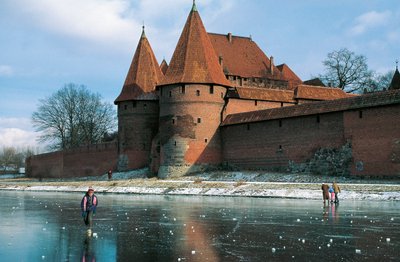 Puola, Pomerskie voivodikunta, Malbork, linna, goottilainen linnoitus, jonka rakennutti saksalaisuusjärjestö. tekijältä Benjamin Baud