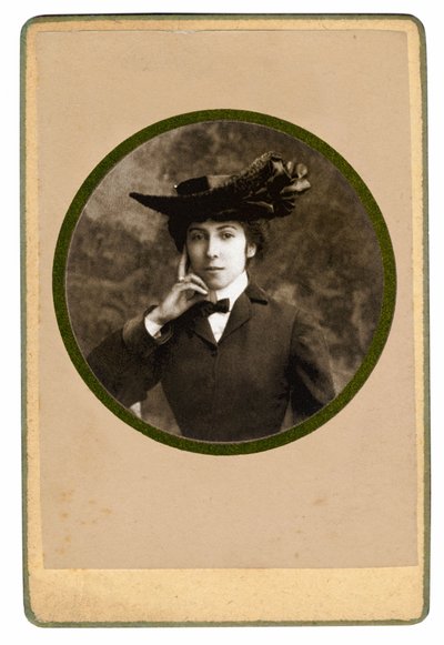 Ranskalaisen runoilijan Catherine Pozzin muotokuva, n. 1900 tekijältä Unbekannt