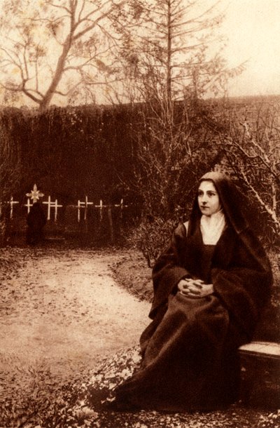 Pyhä Teresa Jeesus-lapsesta mietiskeli Lisieux