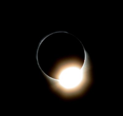 Timanttisormus, täydellinen auringonpimennys, Turkki, 29. maaliskuuta 2006 tekijältä Unbekannt