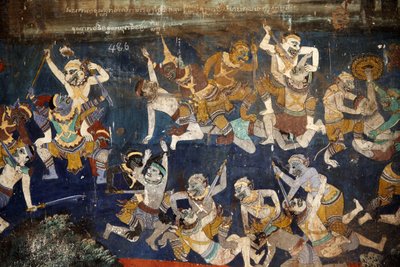 Hopeisen pagodin yhdistelmäseinien sisäosa on peitetty seinämaalauksilla, jotka kuvaavat tarinoita Reamkerista, eli klassisen intialaisen eeposen, Ramayana-khmerien versiosta. Jotkut seinämaalausten osat ovat huonokuntoisia ja säävaurioita. Seinämaalaukset tekijältä Unbekannt