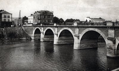 Näkymä Marnen sillalle Epernayssä, Marne - postikortti 1910 n. Yksityiskokoelma tekijältä Unbekannter Künstler