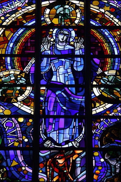 Neitsyt Marian lasimaalaus Notre-Dame-de-la-Trinite kirkossa, kirjoittaneet Louis Barillet & Jean Le Chevallier, Blois, Ranska tekijältä Unbekannt