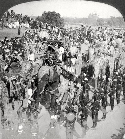 Princes in the Grand State Entry, Durbar, Delhi, Intia. tekijältä Underwood and Underwood