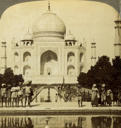 Taj Mahal, Agra, Uttar Pradesh, Intia. tekijältä Underwood and Underwood
