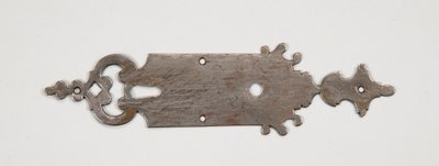 Avaimenreikä escutcheon tekijältä Unidentified Maker