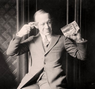 Ernie Hare matkii tyytymättömyyttään kiellosta, n. 1920 tekijältä Unknown