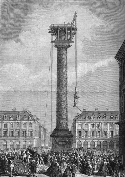 Uuden patsaan (edustaa Napoleon I:tä) pystyttäminen Place Vendomen pylvään yläpuolelle Pariisin 1. kaupunginosassa 4. marraskuuta tekijältä Unknown artist