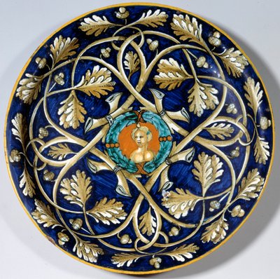Fajansilevy, jossa naarasrintakuva. 1500-luvun Pariisi. Musee du Louvre tekijältä Unknown artist