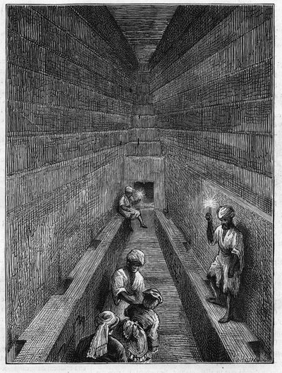 Näkymä Kheopsin pyramidin suuresta galleriasta (Cheops, Keops, Khoufu, Khufu) Guizehissa (Guiseh, Giza, Giza), Egypti tekijältä Unknown artist
