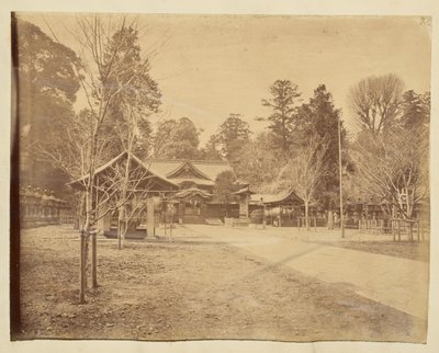 [Tunnistamattoman japanilaisen temppelin sisäpiha] tekijältä Unknown artist