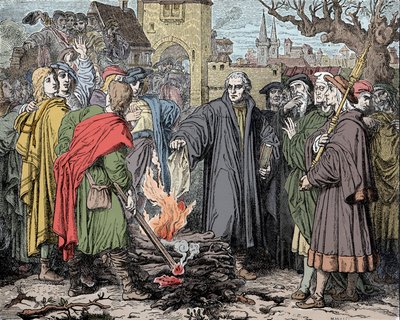Martin Luther (1483-1546) Wittenberg polttaa paavi Leon X:n tekemän ekskommunikaation kuplan tekijältä Unknown artist