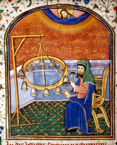 Pythagoraksen (n. 570 - noin 480 eKr.) muotokuva, kreikkalainen matemaatikko ja filosofi, soittaa lyömäsoittimella (kelloilla), miniatyyri 1400-luvulta. tekijältä Unknown artist