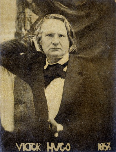 Victor Hugon muotokuva vuonna 1853 tekijältä Unknown artist
