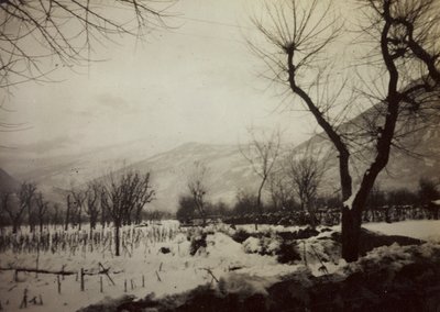 Albumi " Harriet Louise Self": näkymä Brentan laaksoon lumen kanssa. tekijältä Unknown photographer