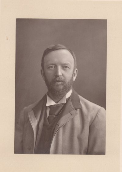 Henry Arthur Jones (1851-1929) englantilainen näytelmäkirjailija (s/w-kuva) tekijältä Unknown photographer