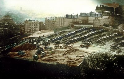 Montmartressa hallituksen suuret aseet uhkaavat Pariisin maaliskuun 18. päivänä tekijältä Unknown photographer