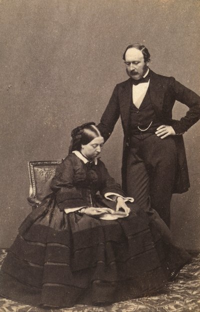 Muotokuva Englannin kuningatar Victoriasta ja prinssi Albert Saksi-Coburg-Götan prinssipuolisosta tekijältä Unknown photographer