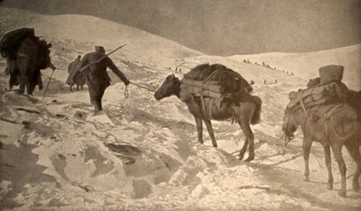 Ranskan ja Italian asemissa on yli 2 metriä lunta merenpinnan yläpuolella. tekijältä Unknown photographer