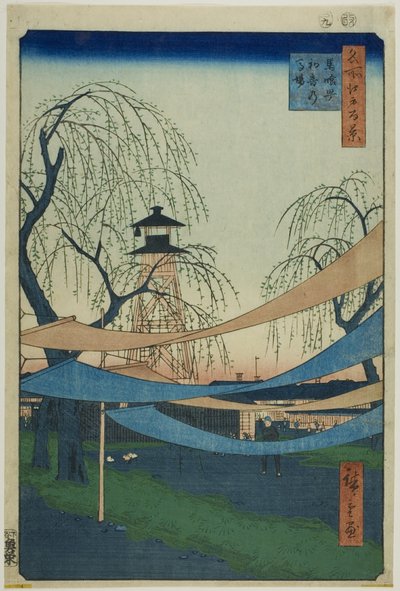 Hatsunen ratsastuskenttä Bakuro-chossa (Bakuro-cho Hatsune no Baba), sarjasta "Sata kuuluisaa näkymää Edosta (Meisho Edo hyakkei)". tekijältä Utagawa Hiroshige