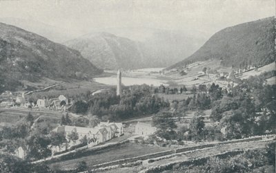 Irlantilainen kylä Glendalough, 1910 tekijältä Valentine and Sons Ltd