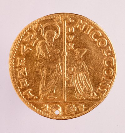 Kultainen kolikko (zecchino tai paljetti) Venetsian tasavallasta: Doge Nicolo Contarinin hallituskausi (1630-1631). Halkaisija 3,4 cm Rooma, kansallinen termimuseo tekijältä Venetian School