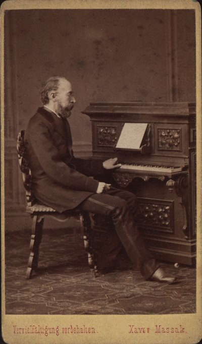 Libretisti ja säveltäjä Franz Friedrich Richard Genée muotokuva 1823-1895, noin 1880-1885. tekijältä Vienna . Photo studio Xaver Massak